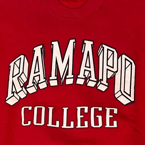 Vintage Ramapo College Red University Collegiate 1980s Crewneck Sweatshirt - Picture 2 of 3